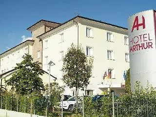Arthur 4*
