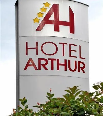 Отель Arthur