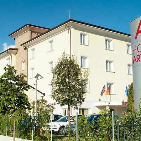 Arthur Hotel