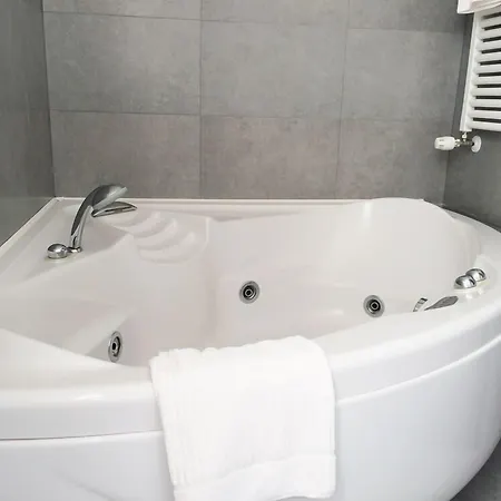Arthur Hotel 4*