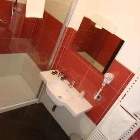 Otel Arthur Solignano Nuovo