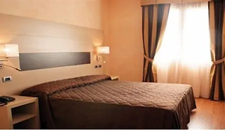 Hotel Arthur 4*