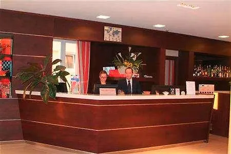 Otel Arthur 4*