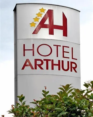 Отель Arthur